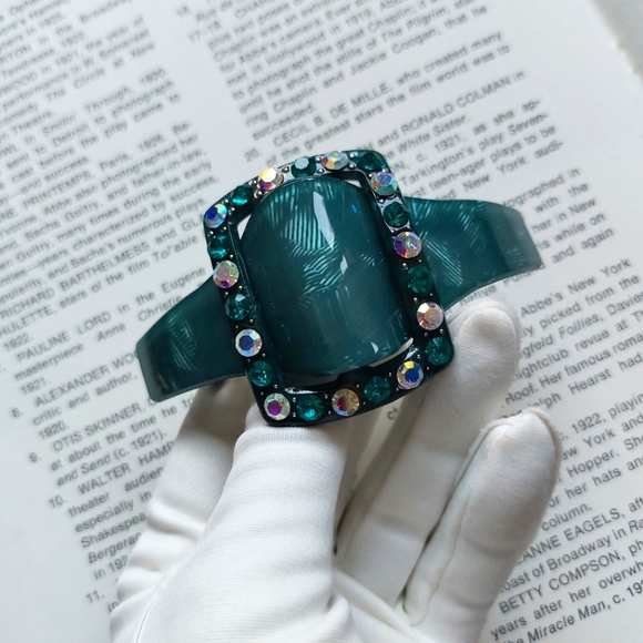 Vintage Barrette Hair Bobby Pin Clip Paris Green Lucite Rhinestones 1990s - Picture 3 of 7